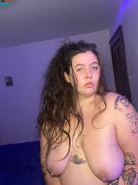 A cuatro patas se le ve un gran culo a la obesa | ByteGordas