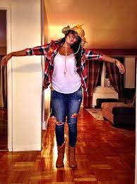 Scarecrow Easy Halloween Costume To Put Together Halloween Scarecr Halloween Costumes For Work Diy Halloween Costumes For Women Halloween Costumes For Girls