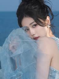 Merry Christmas White deer 🦌🍍💙 Lulu's. Vlog ❤️❤️❤️❤️ #highlightseveryone  #highlights2024 #dilucouple #diluforever #follower #lubai #BaiLu  #highlights #Dylan