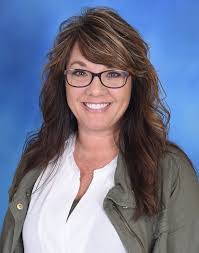 Lana Richardson's Instagram, Twitter & Facebook