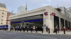 The brand new Cannon Street entrance at Bank station was opened on Monday  27 February 2023 by Transport for London (TfL)! This entrance has lifts to  the Docklands Light Railway (DLR) and