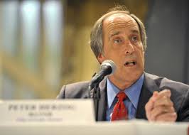 Lake Forest council candidates draw record crowd