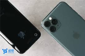 Hard reset apple iphone 3gs ios phone without password or pattern lock. Iphone 11 Pro Vs Iphone 3gs See Ten Years Of Apple S Development