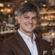 Diego Vivero Loayza (@DiegoViveroL)