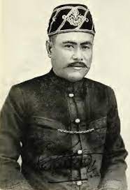 Sultan ibrahim è morto da un'emorragia cerebrale, a istana sri cemerlang, kota bahru, il 9 lug 1960 63 anni dopo un regno di 16 anni, e gli successe. Sultan Muhammad Iv Wikipedia Bahasa Melayu Ensiklopedia Bebas