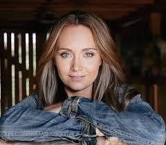 Jena Fuller's Instagram, Twitter & Facebook