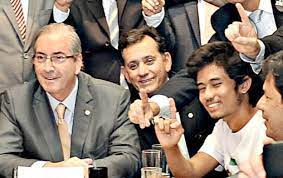 Eduardo cunha is a member of vimeo, the home for high quality videos and the people who love them. Lideres Candidatos E Seletividade Nos Protestos Marcam O Movimento Brasil Livre Primeiro Plano Home