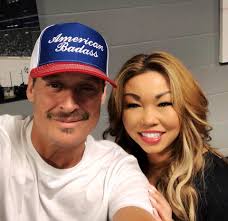 Kid Rock says, “Hello Cincinnati” 🤘🏼😍 Last nights show was so crazy  good! Got to hang out with this American bada$$ Kid Rock💯🤘🏼🔥⚡️🕺🏻❤️