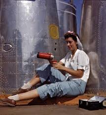 October 1942 Lunchtime At The Douglas Aircraft Company Long Beach California Photo By Alfred Palmer Wwii Women Rosie The Riveter History