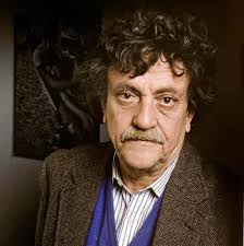 103 years ago (November 11, 1922) Kurt Vonnegut Jr, surviver of the Dresden  bombing and author of my favorite book, Slaughterhouse 5, was born. Book  [ad]: https://amzn.to/3Lz9u5W
