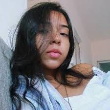 Alicia Soares's Instagram, Twitter & Facebook