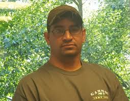 Embattled Maine landscaper continues work despite town order to stop