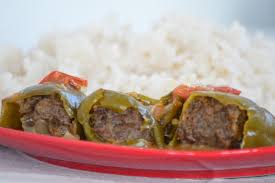 Recette De Poivrons Et Tomates Farcies A La Facon Malagasy Recette De Cuisine Malagasy De Madagascar Mora Recette Poivron Recettes De Cuisine Recette De Plat