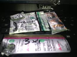 Biasanya anda akan mengalami gejala gatal, terbakar dan nyeri, atau jika kutil yang terlihat menyebabkan tekanan emosional, dokter anda dapat membantu anda membersihkan wabah dengan obat atau operasi. Foto Obat Dari Dokter Zona Gratis