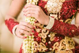 Bagi para pencari kerja yang berminat dengan lowongan kerja pt pertamina (persero) terbaru 2017 dan merasa memenuhi seluruh kebutuhan yang dipersyaratkan perusahaan untuk dapat segera melengkapi berkas lamaran kerja meliputi surat lamaran lowongan kerja pasang payet dirumah. Mengenal Macam Macam Payet Kaskus