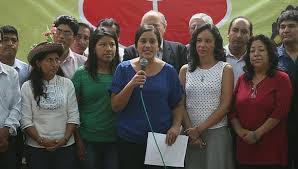 La legisladora, que acaba de ser reelecta para un nuevo periodo de cinco años, consideró que la lideresa del frente amplio demuestra con sus. Veronika Mendoza Tendra Salario Asignado Por El Frente Amplio Politica El Comercio Peru