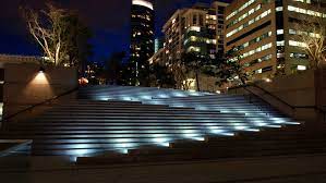 Specializes In Led Fixtures Low Voltage Line Voltage And 3 Circuit Track Systems Landscape Lighting Design Urban Lighting Landscape Lighting