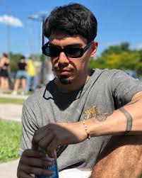 Sigo activo yo facturo lo que a ti no te han contao'