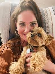 Sandra Peloquin's Instagram, Twitter & Facebook