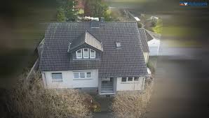 Häuser und wohnungen mieten kaufen vermieten oder verkaufen schnell einfach und unkompliziert. Volksbank Immobilien Niederrhein Modernisiertes Freistehendes Einfamilienhaus Mit Zwei Garagen In Voerde Zentrum Facebook