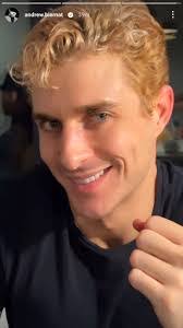 Devan Gray's Instagram, Twitter & Facebook