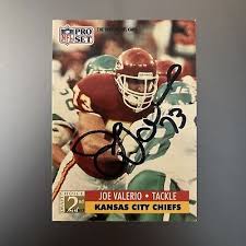 JOE VALERIO 1991 PRO SET AUTOGRAPHED SIGNED AUTO FOOTBALL CARD CHIEFS