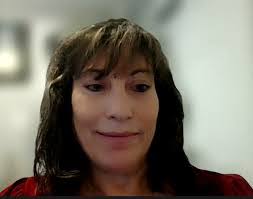 Stephanie Wayne's Instagram, Twitter & Facebook