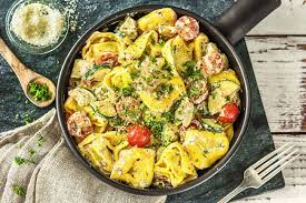 Blitzschnelle Pilz Tortellini Pfanne Rezept Hellofresh Rezept Einfache Gerichte Rezepte Vegetarisches Essen
