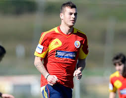 Ca să fie clar cu ce se ocupă denis: Denis Alibec Vorbeste Despre O NouÄƒ PerioadÄƒ In ViaÅ£a Lui Banii Mi Au Luat MinÅ£ile Dar Acum Mi Am InvÄƒÅ£at LecÅ£ia