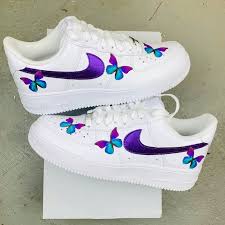 Pin By Joana Nicolau On Minha Mala Para Dubai 1 Personalized Shoes Cute Nike Shoes White Nike Shoes