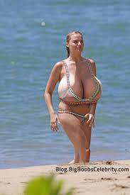 Super hot actress Margot Robbie big boobs morphs – Big Boobs Celebrities