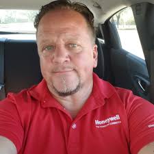 Any businesses hiring in the Monte Vista area please dm me or contact me at  720-520-8657. I am in desperate need of a job. I do not drink or do drugs  and