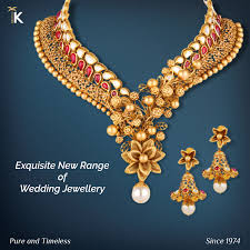 Gift The Special Woman In Your Life Evergreen Flowers That Won T Wither Fo Gold Wedding Jewelry Gold Jewellery Design Necklaces Antique Gold Jewelry Indian