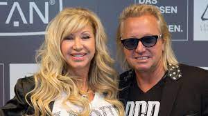 Carmen geiss trennt sich von ihrer langen mähne aktualisiert: Carmen Geiss Haare Ab Tv Star Trennt Sich Von Langer Walle Mahne Stars