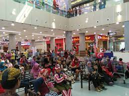 Mydin mohamed holdings berhad (mydin) is malaysia's largest homegrown halal hypermarket and retail chain. Mydin Malaysia On Twitter Hujung Minggu Mydin Pertandingan Pakaian Tradisional Kanak2 Di Mydin Mall Pelangi Indah Johor