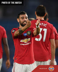 Mais ideias provenientes do(a) bruno fernandes. Bruno Fernandes Is The Gift That Keeps Manchester United Facebook