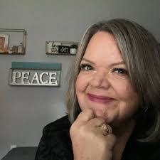 Sandy Valentine's Instagram, Twitter & Facebook