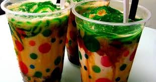 Es cincau merupakan salah satu jenis es yang banyak dijual di indonesia serta memiliki fans yang sangat. Ini Dia Resep Es Cendol Cincau Hijau Istimewa Yang Populer Di Priangan Timur Serhamo Resep Masakan Sederhana Resep Masakan Harian Dan Resep Hari Ini