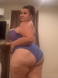 TW Pornstars - Ladylynnxxx. Twitter. Happy Friday! #BBW #MILF. 9:43 PM - 16  Jul 2021