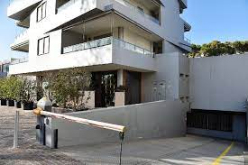 Nel nuovissimo residence laguna palace costituito da sole 12 unità ubicato nella zona piazza nember a soli 150 m. Vendita Appartamento Jesolo Piazzetta Casa Bianca 3 Camere