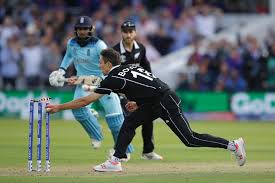 Illegal bowling action chucking explained know cricket better series. Trent Boult Runs Out Adil Rashid Abc News Australian Broadcasting Corporation