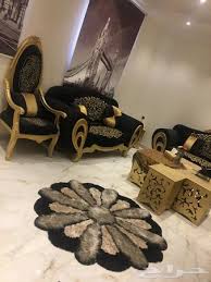 الرياض كنب اسود وذهبي 9