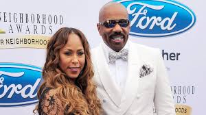 If annual salary is based on the rule of thirds, his base salary would be based on approximately 1/3 of his collected billings. Cosas Extranas Sobre El Matrimonio De Steve Harvey Espanol News24viral
