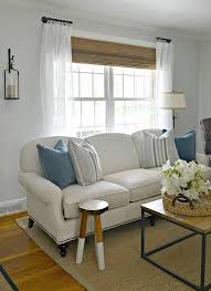 Jul 07, 2021 · in the living room of this sea island, georgia, home designed by anne spilman, a holland and sherry rug brings a lively pattern to the floor while brunschwig & fils chair fabric, holland and sherry curtain fabric, and a seafoam green couch welcome in color. Window Curtains Small Living Room Curtain Ideas Novocom Top