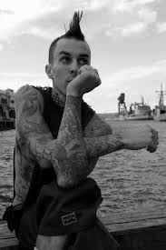 Travis barker of blink 182 performs at the 8th annual musink tattoo and music festival at oc fair & events center on march 22, 2015 in costa mesa, calif. Travis Landon Barker Born 14 November 1975 Is An American Musician Producer And Entrepreneur Most Noted As The Drumm Blink 182 Travis Barker Pop Punk Bands