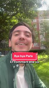 Le couple au lit : complicité et tendresse