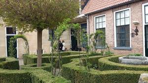 Deze mondkapjesplicht volgt op het advies van het kabinet (30 september) om mondkapjes te dragen in openbare ruimte. Mondkapjesplicht In Almelo Op Deze Plekken Moet Je Er Eentje Dragen Indebuurt Almelo