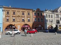 File:Hranice, Masarykovo náměstí 92-90.JPG - Wikimedia Commons