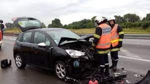 Cantin Trois Vehicules Impliques Dans Un Accident Sur La D 643