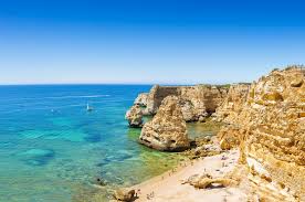 You can use footpaths and cycle trails to get to know the region, such as the algarve way inland or the vicentine route along one of the best. Die 11 Schonsten Strande Der Algarve